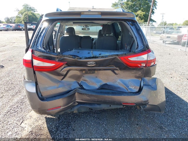 Продажа на аукционе авто 2016 Toyota Sienna Xle 8 Passenger, vin: 5TDYK3DC5GS704060, номер лота: 45963775