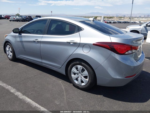 Hyundai ELANTRA SE 2016 5NPDH4AEXGH698447 Image 3
