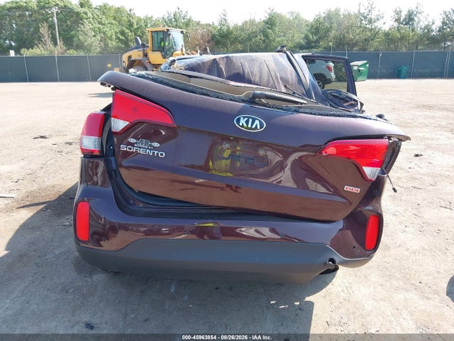 45963854 :رقم المزاد ، 5XYKT3A65FG640938 vin ، 2015 Kia Sorento Lx مزاد بيع