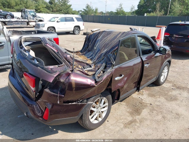 45963854 :رقم المزاد ، 5XYKT3A65FG640938 vin ، 2015 Kia Sorento Lx مزاد بيع