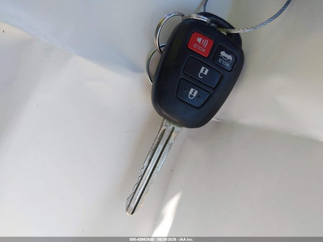 4T4BF1FK3ER427275 Toyota CAMRY LE