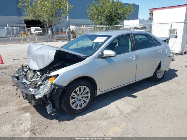 Toyota CAMRY LE 2014 4T4BF1FK3ER427275 Image 2