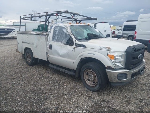 2014 Ford F-350 Chassis Xl მანქანა იყიდება აუქციონზე, vin: 1FDRF3E68EEA93652, აუქციონის ნომერი: 45963920