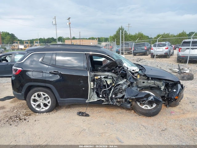 Продаж на аукціоні авто 2024 Jeep Compass Latitude 4x4, vin: 3C4NJDBN9RT110905, номер лоту: 45963941