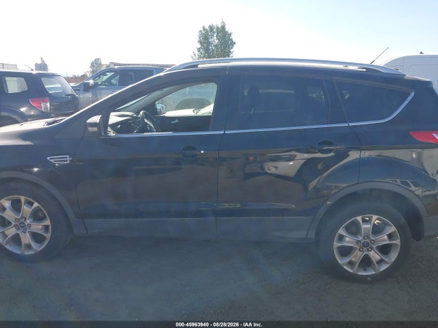 Ford Escape Titanium 2016 1FMCU9J94GUB35015 Image 14