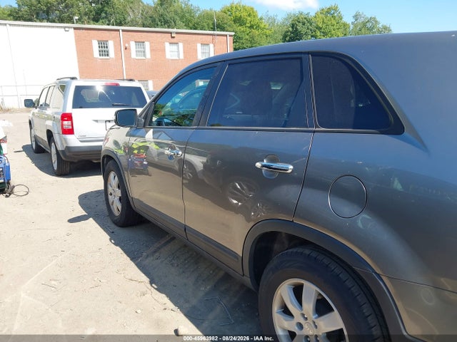 45963982 :رقم المزاد ، 5XYKT3A19DG405203 vin ، 2013 Kia Sorento Lx مزاد بيع