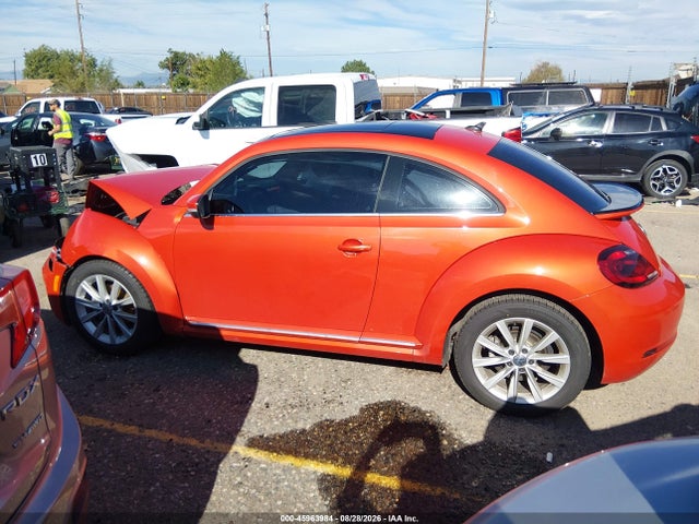 45963984 :رقم المزاد ، 3VWJD7AT4KM710090 vin ، 2019 Volkswagen Beetle 2.0t Se مزاد بيع