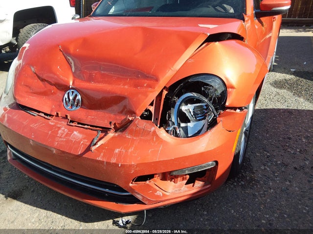 45963984 :رقم المزاد ، 3VWJD7AT4KM710090 vin ، 2019 Volkswagen Beetle 2.0t Se مزاد بيع