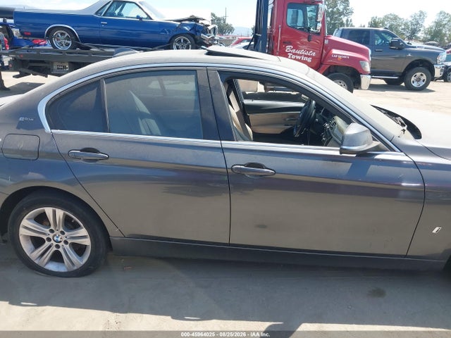 BMW 330e Iperformance 2017 WBA8E1C37HA156586 Image 13