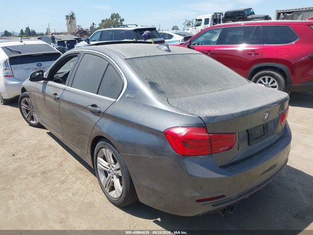 BMW 330e Iperformance 2017 WBA8E1C37HA156586 Image 3