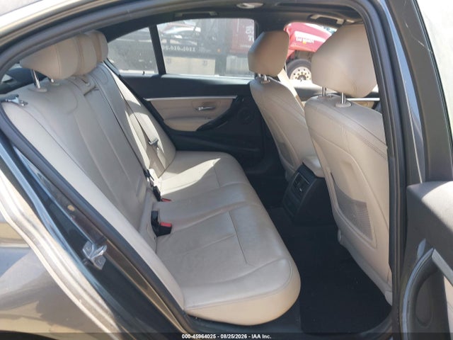 BMW 330e Iperformance 2017 WBA8E1C37HA156586 Image 8