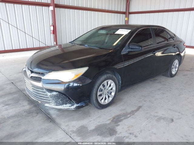 Toyota CAMRY LE 2015 4T4BF1FK2FR479398 Image 2