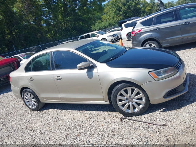 45964031 :رقم المزاد ، 3VWD17AJ5EM275573 vin ، 2014 Volkswagen Jetta 1.8t Se مزاد بيع