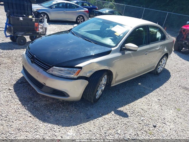 45964031 :رقم المزاد ، 3VWD17AJ5EM275573 vin ، 2014 Volkswagen Jetta 1.8t Se مزاد بيع