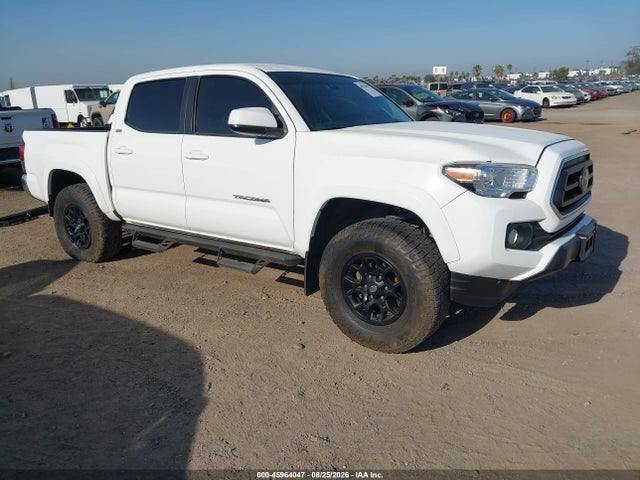 45964047 :رقم المزاد ، 3TMAZ5CN2NM168032 vin ، 2022 Toyota Tacoma Sr5 V6 مزاد بيع
