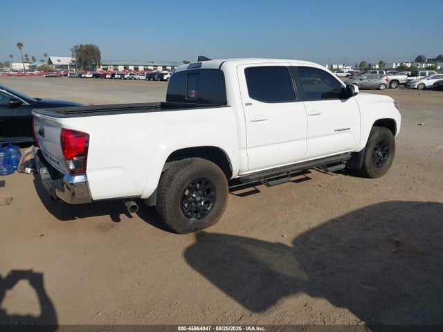 Продаж на аукціоні авто 2022 Toyota Tacoma Sr5 V6, vin: 3TMAZ5CN2NM168032, номер лоту: 45964047