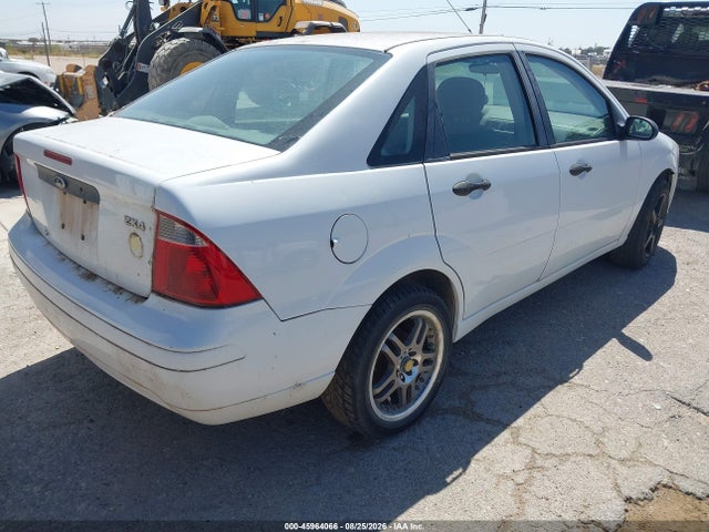 45964066 :رقم المزاد ، 1FAFP34N45W157120 vin ، 2005 Ford Focus Zx4 مزاد بيع