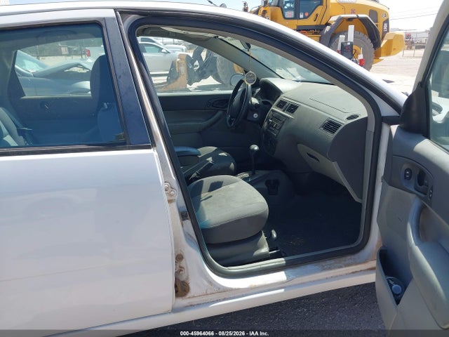 45964066 :رقم المزاد ، 1FAFP34N45W157120 vin ، 2005 Ford Focus Zx4 مزاد بيع