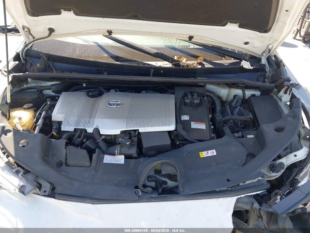 2017 Toyota Prius Two მანქანა იყიდება აუქციონზე, vin: JTDKBRFU4H3047768, აუქციონის ნომერი: 45964108