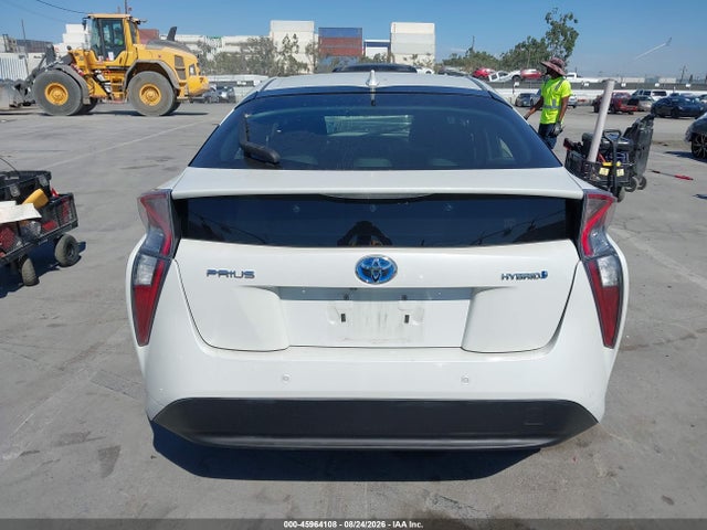 2017 Toyota Prius Two მანქანა იყიდება აუქციონზე, vin: JTDKBRFU4H3047768, აუქციონის ნომერი: 45964108