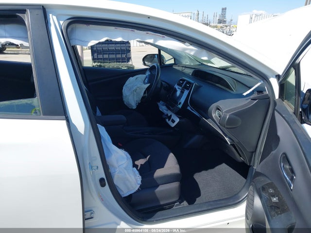 2017 Toyota Prius Two მანქანა იყიდება აუქციონზე, vin: JTDKBRFU4H3047768, აუქციონის ნომერი: 45964108