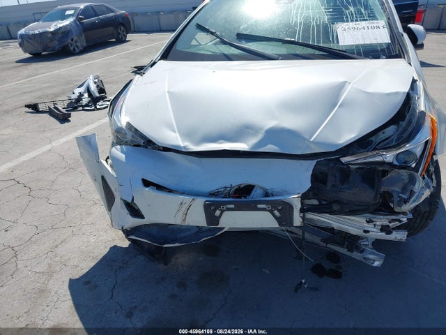 2017 Toyota Prius Two მანქანა იყიდება აუქციონზე, vin: JTDKBRFU4H3047768, აუქციონის ნომერი: 45964108