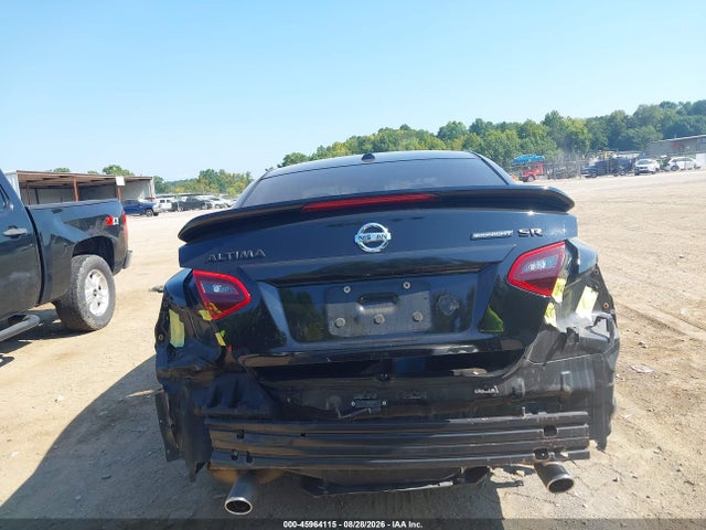 Продажа на аукционе авто 2018 Nissan Altima 2.5 Sr, vin: 1N4AL3AP7JC157037, номер лота: 45964115
