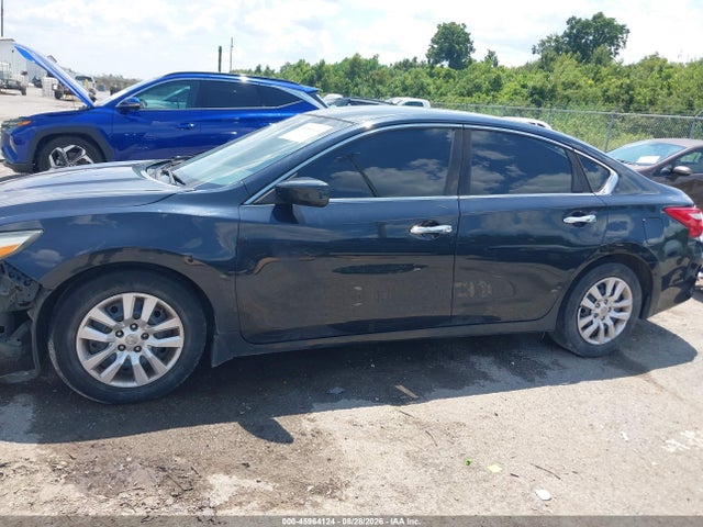 45964124 :رقم المزاد ، 1N4AL3AP5HC267594 vin ، 2017 Nissan Altima 2.5 S مزاد بيع
