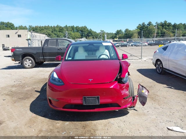 Tesla Model Y Long Range Dual Motor All-wheel Drive 2024 7SAYGDEEXRF159779 Image 12
