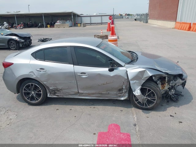 Продаж на аукціоні авто 2015 Mazda Mazda3 I Sport, vin: 3MZBM1U73FM232878, номер лоту: 45964170
