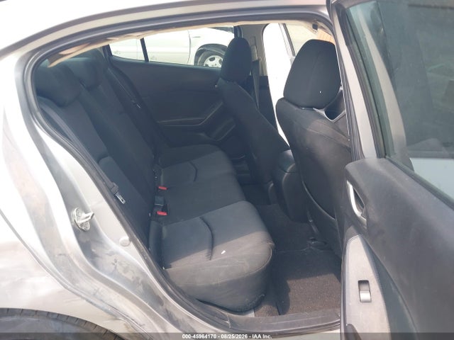 Продаж на аукціоні авто 2015 Mazda Mazda3 I Sport, vin: 3MZBM1U73FM232878, номер лоту: 45964170