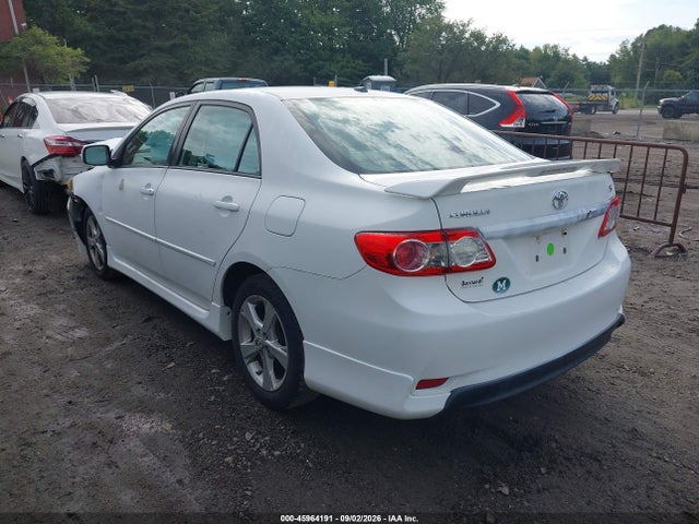2011 Toyota Corolla S მანქანა იყიდება აუქციონზე, vin: 2T1BU4EE0BC592422, აუქციონის ნომერი: 45964191