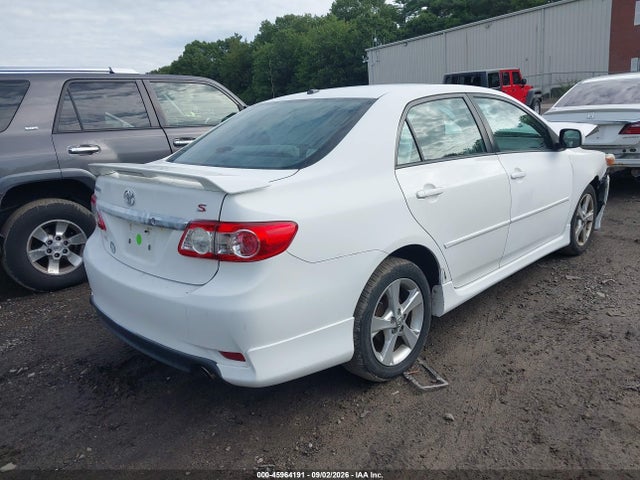 2011 Toyota Corolla S მანქანა იყიდება აუქციონზე, vin: 2T1BU4EE0BC592422, აუქციონის ნომერი: 45964191