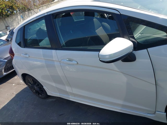 2020 Honda Fit Sport მანქანა იყიდება აუქციონზე, vin: 3HGGK5H6XLM726742, აუქციონის ნომერი: 45964230