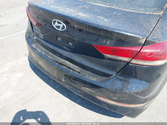 2017 Hyundai Elantra Se მანქანა იყიდება აუქციონზე, vin: KMHD74LF6HU424836, აუქციონის ნომერი: 45964264
