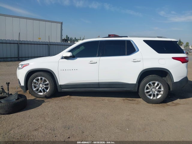 Продажа на аукционе авто 2018 Chevrolet Traverse Lt Cloth, vin: 1GNERGKWXJJ266862, номер лота: 45964277