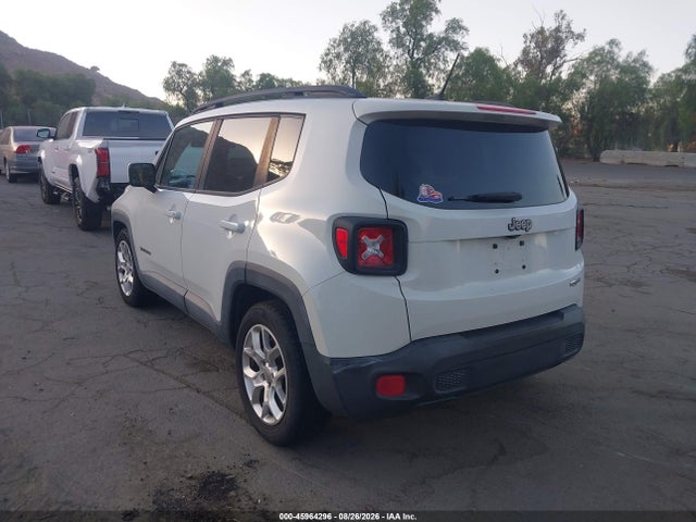 Jeep Renegade Latitude 2015 ZACCJABT6FPB96729 Image 3