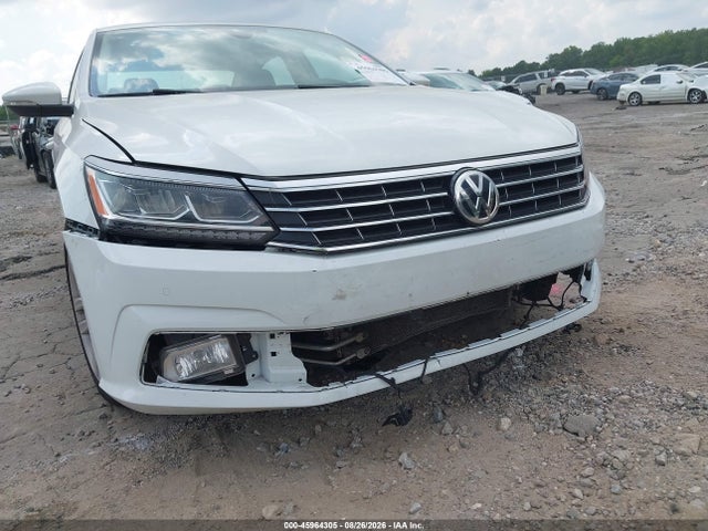 2018 Volkswagen Passat 2.0t Sel Premium მანქანა იყიდება აუქციონზე, vin: 1VWCA7A33JC031669, აუქციონის ნომერი: 45964305