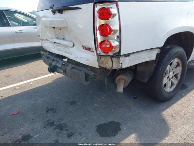 2010 Gmc Yukon Xl 1500 Slt მანქანა იყიდება აუქციონზე, vin: 1GKUKKE36AR254663, აუქციონის ნომერი: 45964352