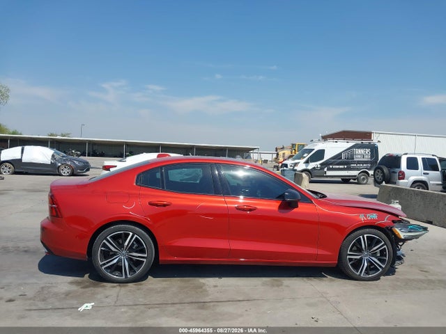 Продажа на аукционе авто 2022 Volvo S60 B5 R-design, vin: 7JRL12FM0NG160234, номер лота: 45964355