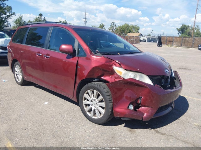 Продаж на аукціоні авто 2017 Toyota Sienna Xle 7 Passenger, vin: 5TDDZ3DCXHS151868, номер лоту: 45964391