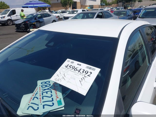 Toyota COROLLA SE 2018 5YFBURHE9JP785952 Image 18