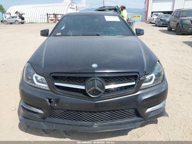 Продажа на аукционе авто 2013 Mercedes-benz C 250, vin: WDDGJ4HB3DG004698, номер лота: 45964408