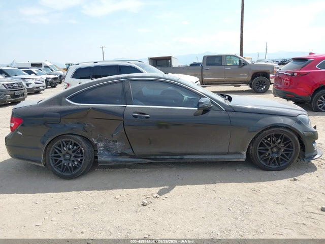 Продажа на аукционе авто 2013 Mercedes-benz C 250, vin: WDDGJ4HB3DG004698, номер лота: 45964408