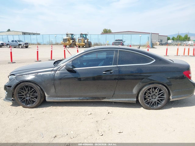 Продажа на аукционе авто 2013 Mercedes-benz C 250, vin: WDDGJ4HB3DG004698, номер лота: 45964408