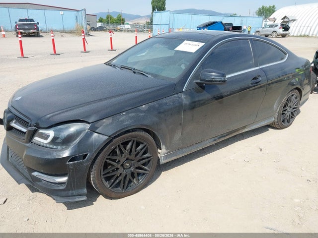 Продажа на аукционе авто 2013 Mercedes-benz C 250, vin: WDDGJ4HB3DG004698, номер лота: 45964408
