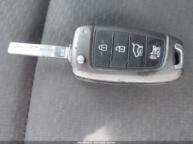 KMHH35LE2JU057496 Hyundai ELANTRA GT