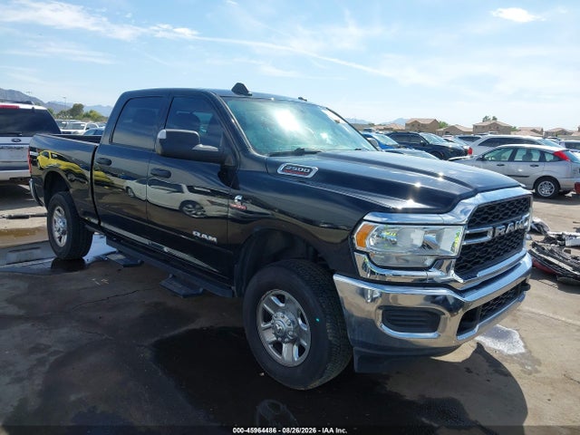 45964486 :رقم المزاد ، 3C6UR5CL0NG369364 vin ، 2022 Ram 2500 Tradesman  4x4 6'4 Box مزاد بيع