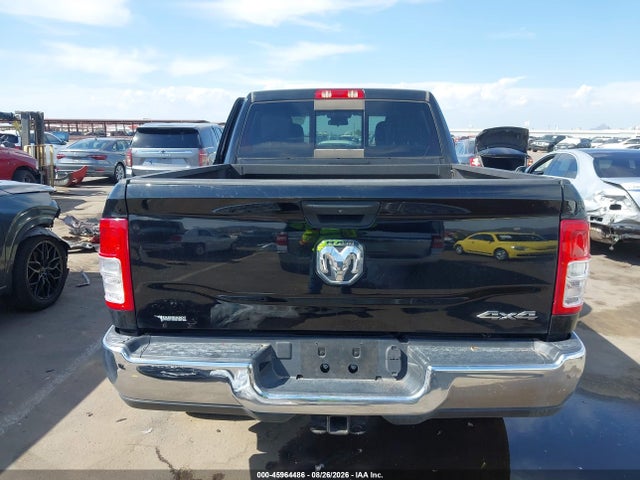 45964486 :رقم المزاد ، 3C6UR5CL0NG369364 vin ، 2022 Ram 2500 Tradesman  4x4 6'4 Box مزاد بيع