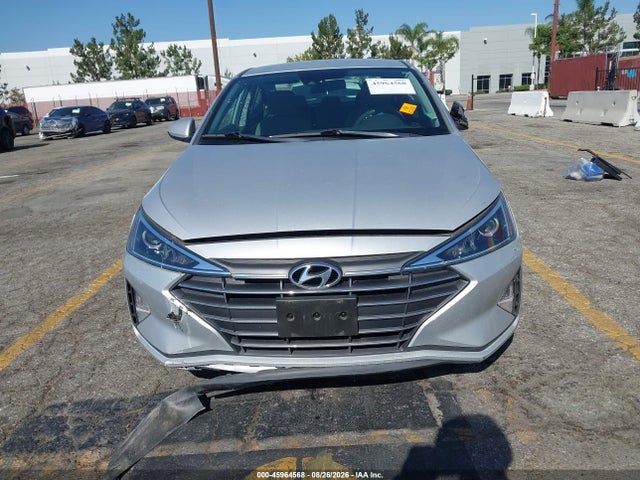 2020 Hyundai Elantra Se მანქანა იყიდება აუქციონზე, vin: 5NPD74LFXLH530567, აუქციონის ნომერი: 45964568